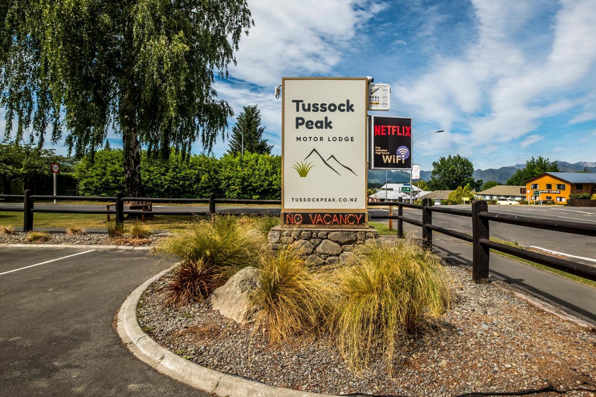 Tussock Peak Lodge Ханмер-Спрингс Экстерьер фото